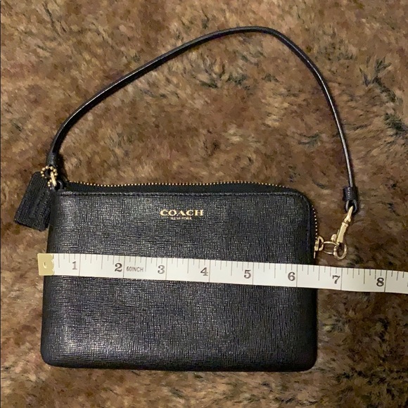 Coach wristlet - Picture 6 of 6